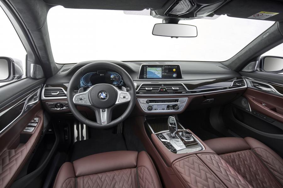 Торпедо BMW 745Le xDrive M Sport (G12) 2019 года  (WW) (фото 47 из 103)